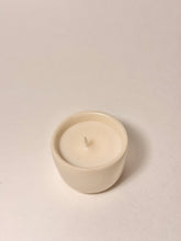 Load image into Gallery viewer, pottery candle 1oz