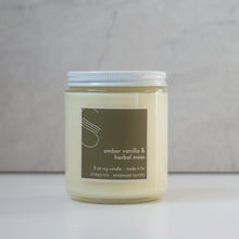 Load image into Gallery viewer, amber vanilla &amp; herbal moss candle
